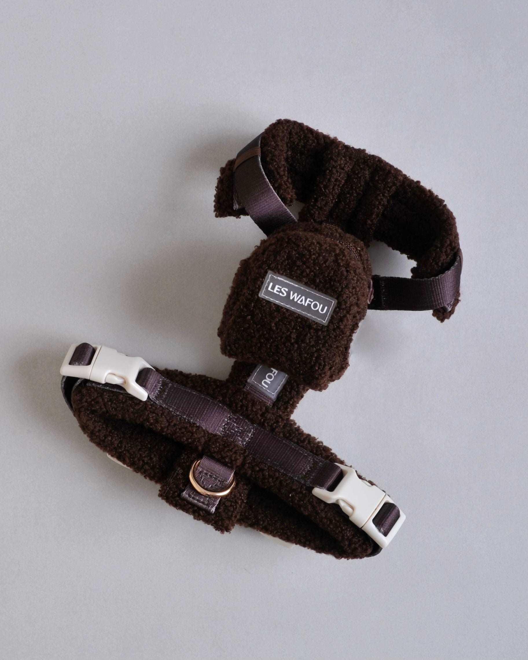 Harnais moumoute chien + sac à dos - Chocolat