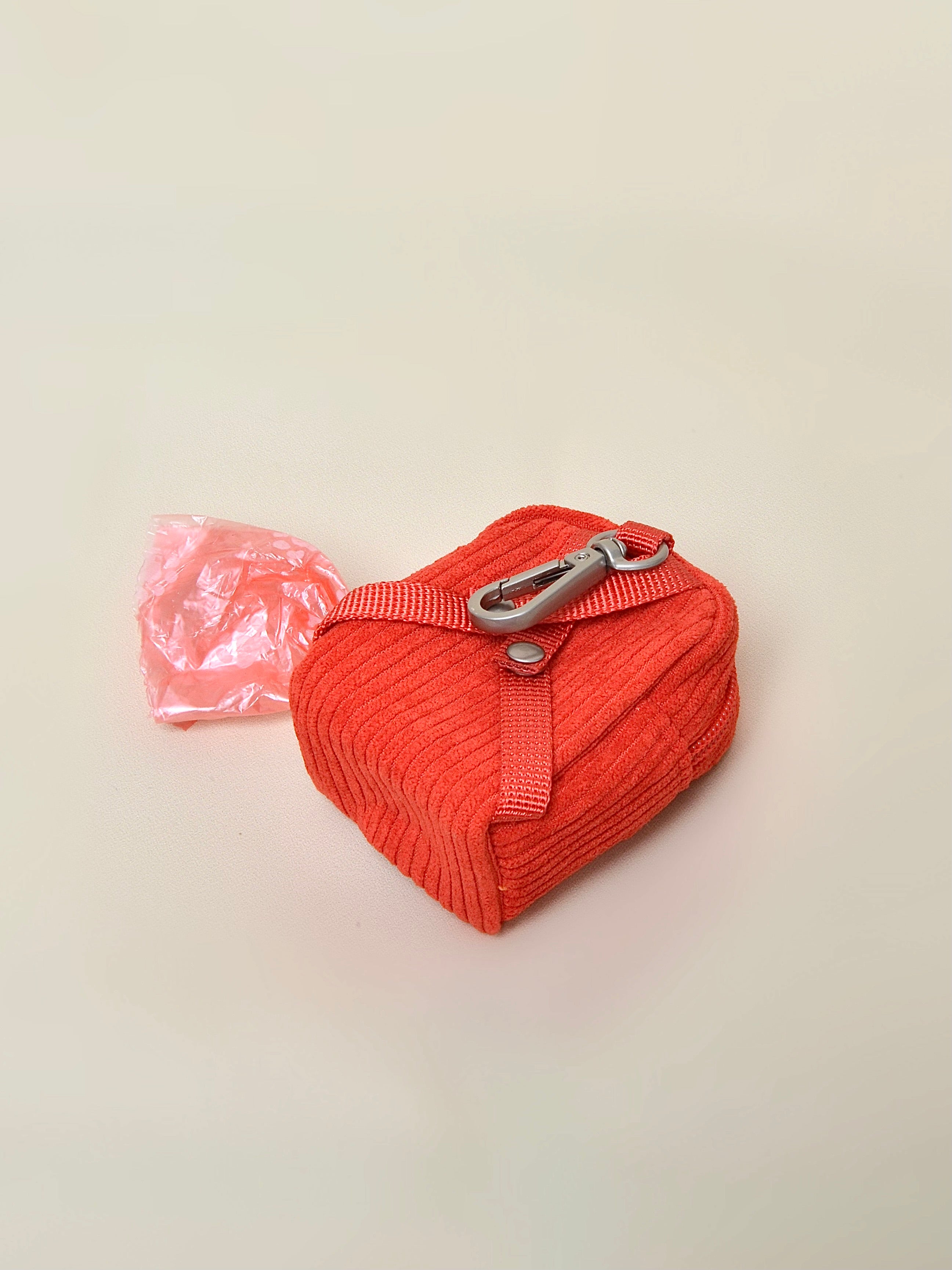Distributeur de sacs pour chien - Rouge
